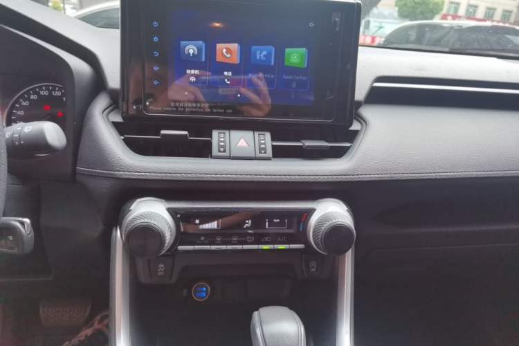 Used Toyota RAV4 2022 2.0L CVT Two-Wheel Drive Urban Edition Audio And AC Panel