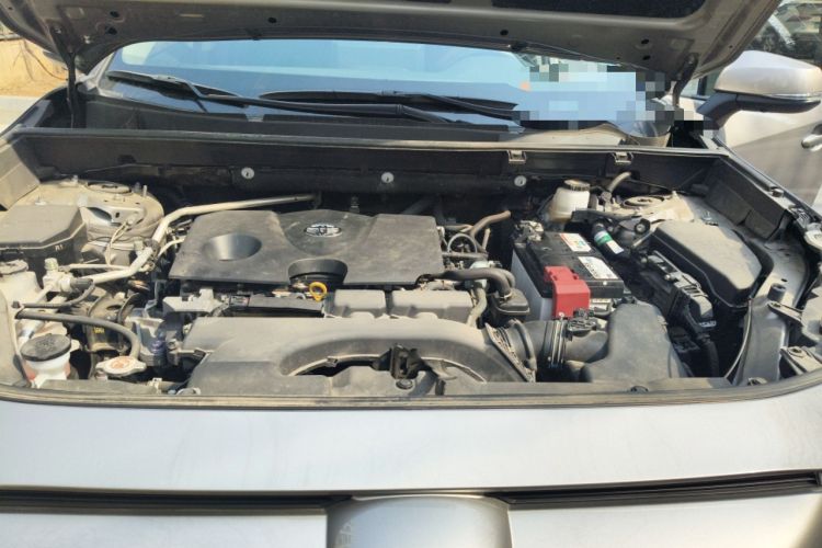Used Toyota RAV4 2022 2.0L CVT Two-Wheel Drive Fashion Plus Edition Engine Bay