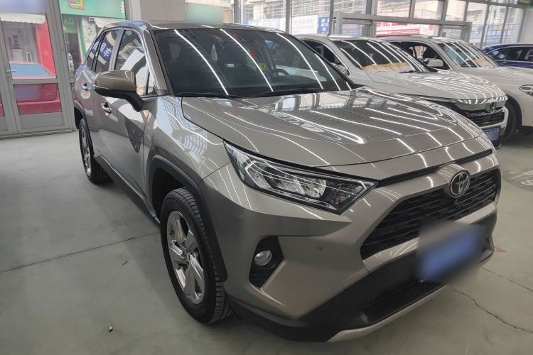 Used Toyota RAV4 2022 2.0L CVT Two-Wheel Drive Fashion Edition Exterior 1