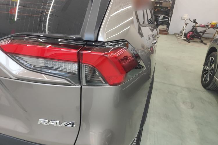 Used Toyota RAV4 2022 2.0L CVT Two-Wheel Drive Fashion Edition Exterior 3