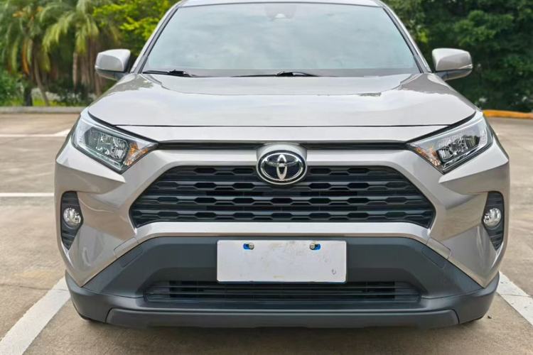 Used Toyota RAV4 2022 2.0L CVT Two-Wheel Drive Urban Edition Exterior 4