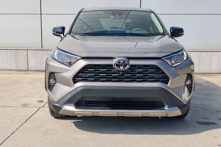 Used Toyota RAV4 2022 2.0L CVT 4x4 Style Plus Edition Exterior 4