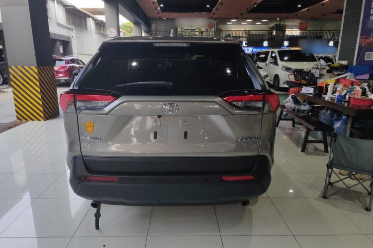 Used Toyota RAV4 2022 2.0L CVT Two-Wheel Drive Urban Edition Exterior 5