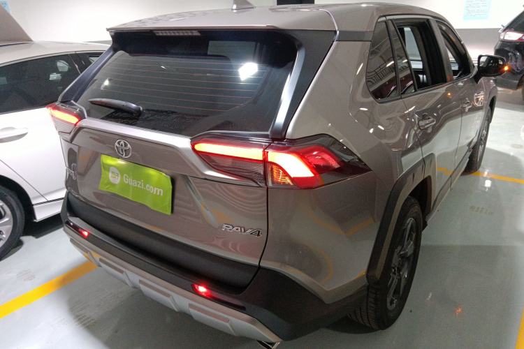Used Toyota RAV4 2022 2.0L CVT 4x4 Fashion Edition Exterior 5