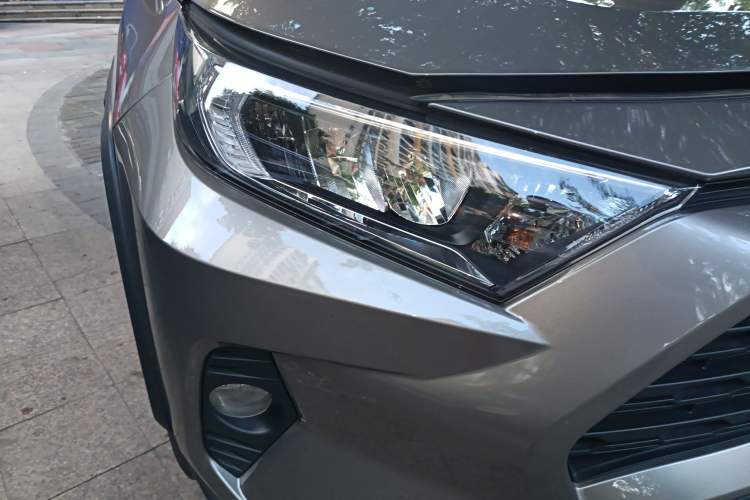 Used Toyota RAV4 2022 2.0L CVT 4x4 Fashion Edition Exterior 6