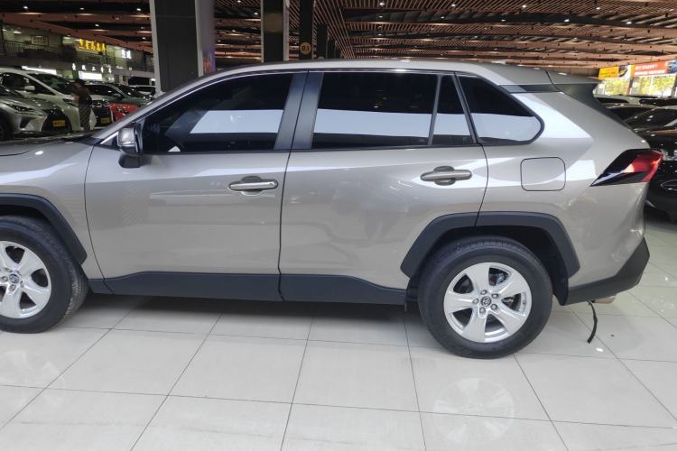 Used Toyota RAV4 2022 2.0L CVT Two-Wheel Drive Urban Edition Exterior 7