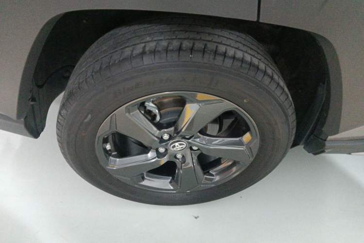 Used Toyota RAV4 2022 2.0L CVT 4x4 Fashion Edition Exterior 8