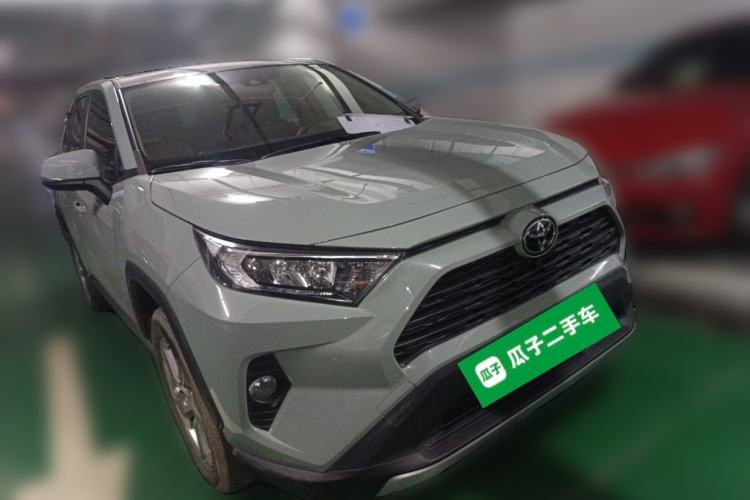 Used Toyota RAV4 2022 2.0L CVT Two-Wheel Drive Fashion Plus Edition Front Right 45 Deg