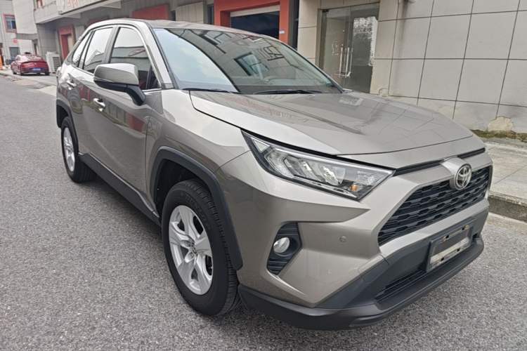 Used Toyota RAV4 2022 2.0L CVT Two-Wheel Drive Urban Edition Front Right 45 Deg