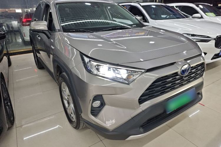 Used Toyota RAV4 2022 Dual-Engine 2.5L E-CVT Two-Wheel Drive Elite Edition Front Right 45 Deg