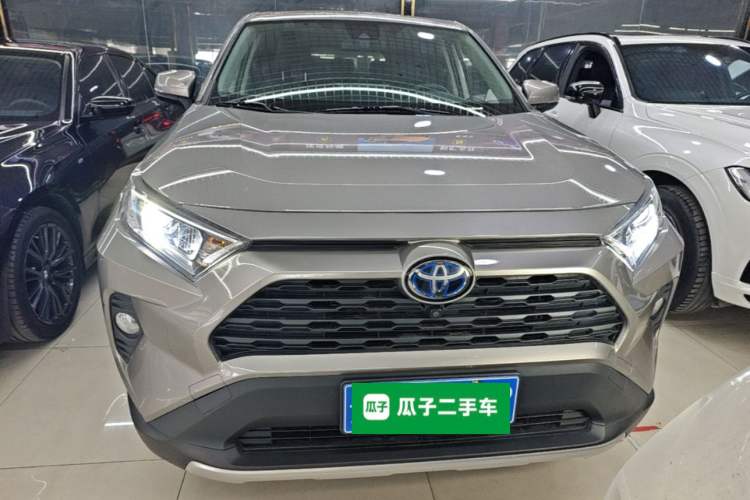 Used Toyota RAV4 2022 Dual-Engine 2.5L E-CVT Two-Wheel Drive Elite Edition Front
