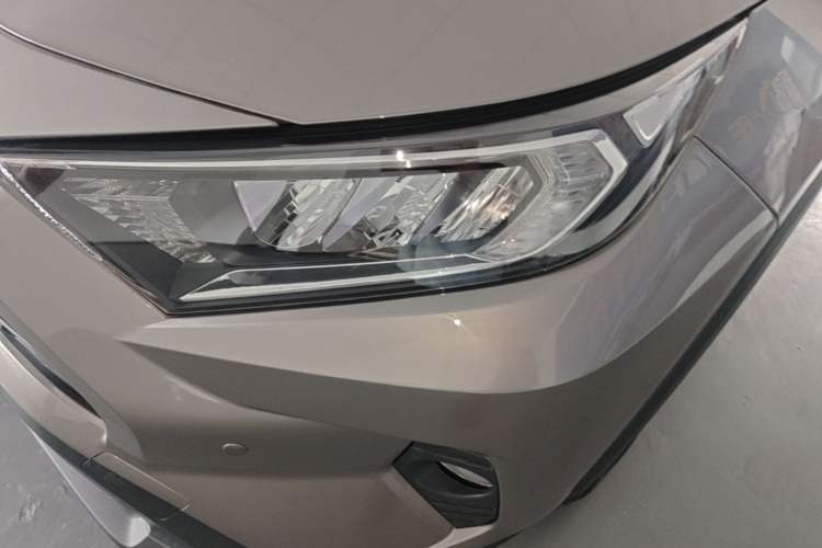 Used Toyota RAV4 2022 2.0L CVT Two-Wheel Drive Urban Edition Left Front Headlight