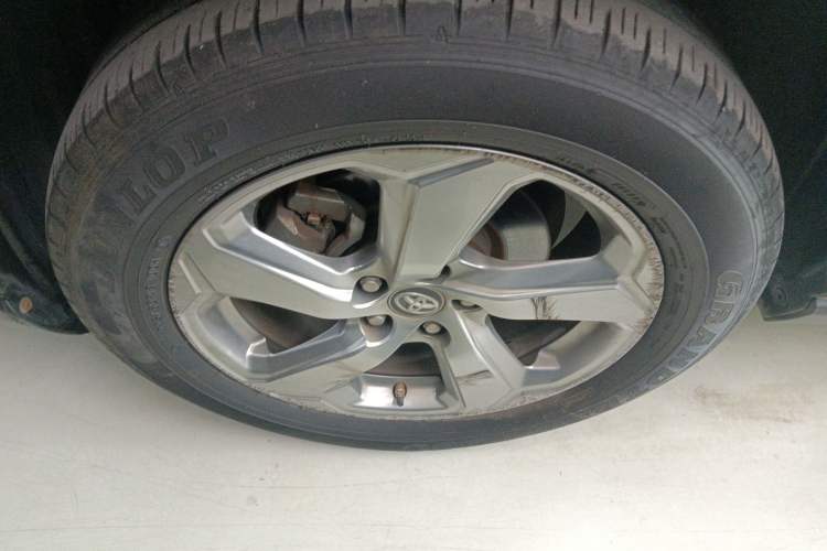 Used Toyota RAV4 2022 2.0L CVT Two-Wheel Drive Fashion Edition Left Front Wheel Hub