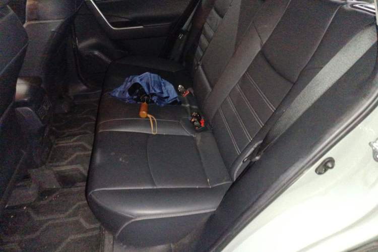 Used Toyota RAV4 2022 2.0L CVT Two-Wheel Drive Fashion Plus Edition Left Rear Seat