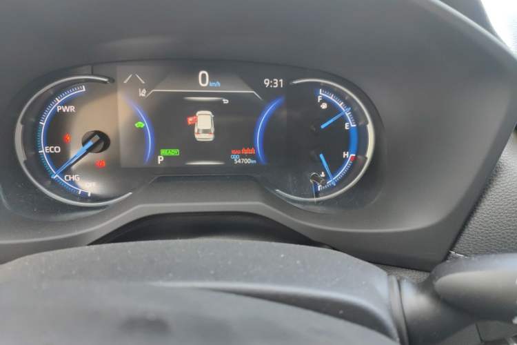 Used Toyota RAV4 2022 Dual-Engine 2.5L E-CVT Two-Wheel Drive Elite Edition Odometer Close Up