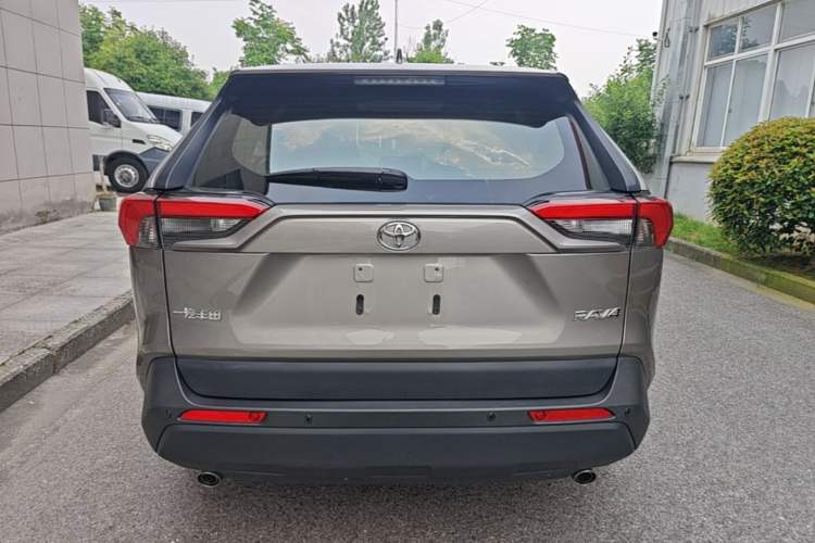 Used Toyota RAV4 2022 2.0L CVT Two-Wheel Drive Urban Edition Rear