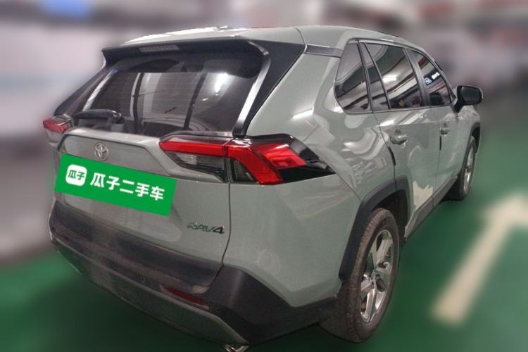 Used Toyota RAV4 2022 2.0L CVT Two-Wheel Drive Fashion Plus Edition Rear Right 45 Deg