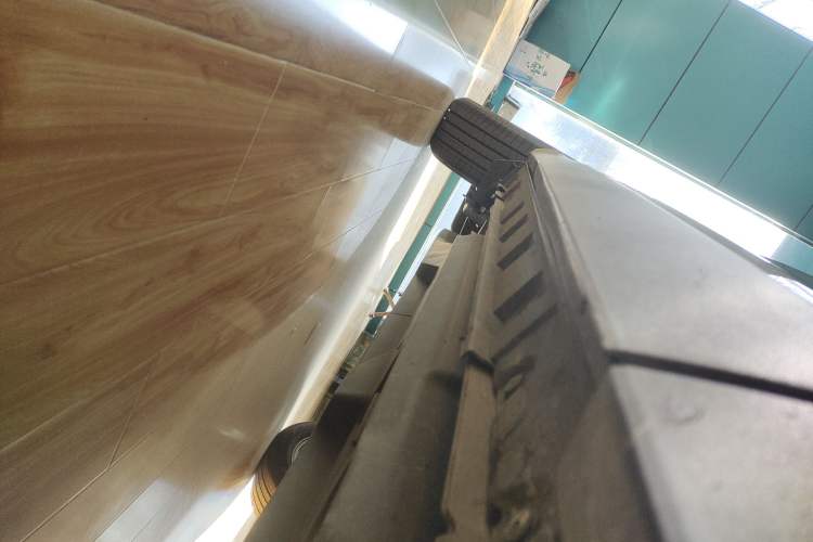 Used Toyota RAV4 2022 2.0L CVT Two-Wheel Drive Fashion Plus Edition Right Side Sill