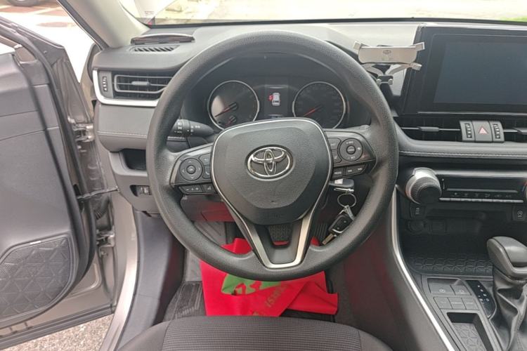 Used Toyota RAV4 2022 2.0L CVT Two-Wheel Drive Urban Edition Steering Wheel