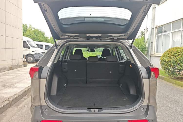 Used Toyota RAV4 2022 2.0L CVT Two-Wheel Drive Urban Edition Trunk