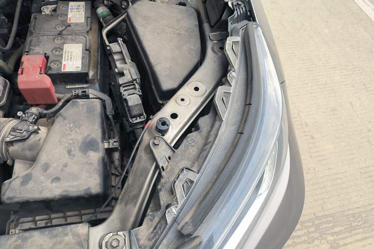 Used Toyota RAV4 2022 2.0L CVT Two-Wheel Drive Fashion Plus Edition Engine Bay Left