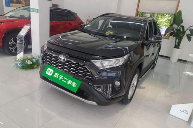 Used Toyota RAV4 2022 2.0L CVT Two-Wheel Drive Fashion Edition