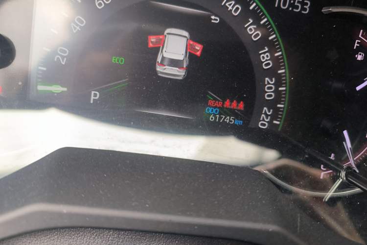 Used Toyota RAV4 2022 2.0L CVT Two-Wheel Drive Fashion Plus Edition Odometer Close Up