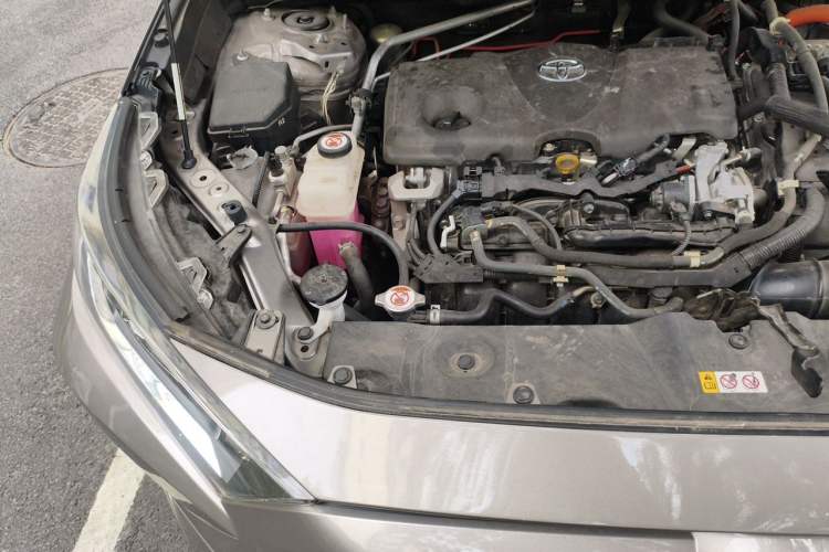Used Toyota RAV4 2022 Dual-Engine 2.5L E-CVT Four-Wheel Drive Elite Plus Edition Engine Bay Right