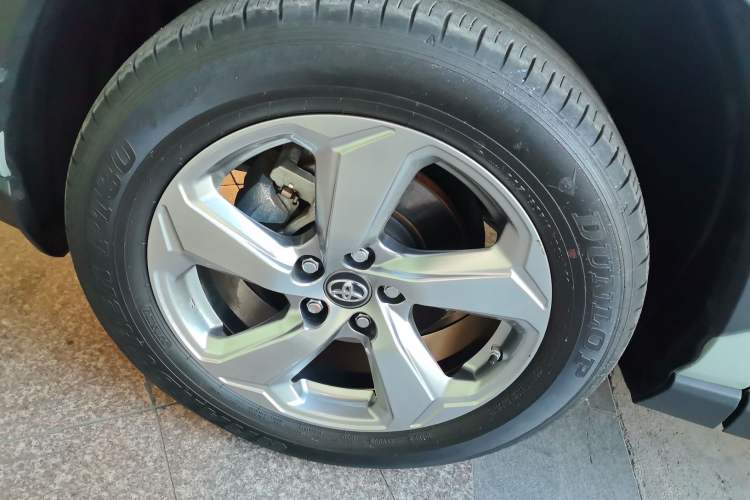 Used Toyota RAV4 2022 2.0L CVT Two-Wheel Drive Fashion Edition Exterior 7
