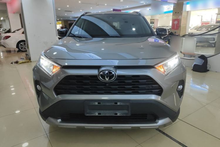 Used Toyota RAV4 2022 2.0L CVT 4x4 Style Plus Edition Front