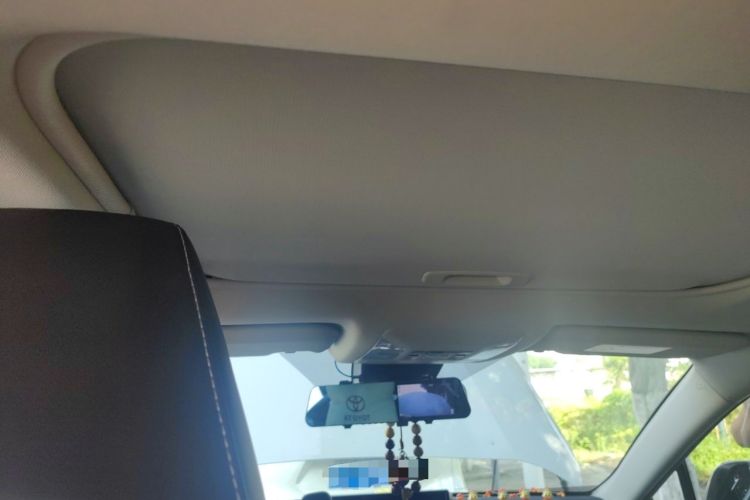 Used Toyota RAV4 2022 2.0L CVT Two-Wheel Drive Fashion Plus Edition Headliner