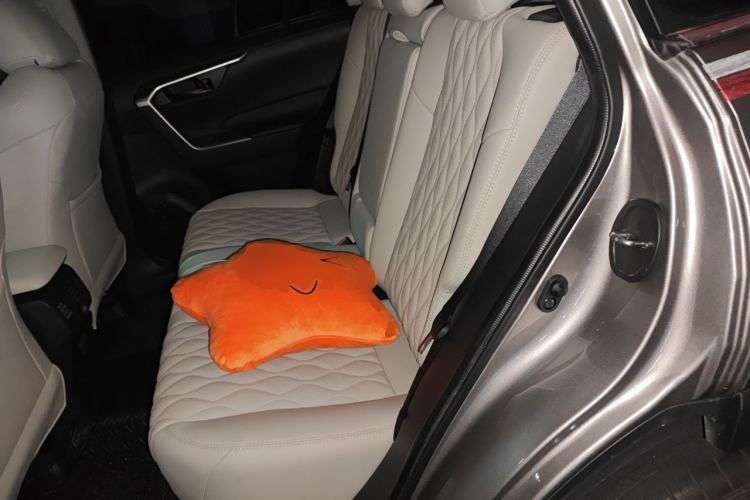 Used Toyota RAV4 2022 2.0L CVT Two-Wheel Drive Urban Edition Left Rear Seat
