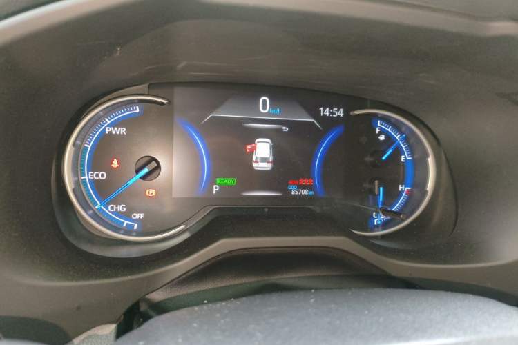 Used Toyota RAV4 2022 Dual-Engine 2.5L E-CVT Four-Wheel Drive Elite Plus Edition Odometer Close Up