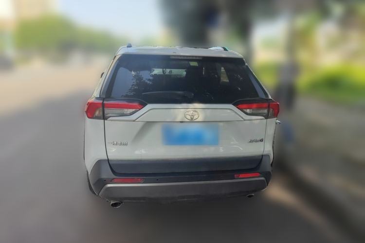Used Toyota RAV4 2022 2.0L CVT Two-Wheel Drive Fashion Plus Edition Rear