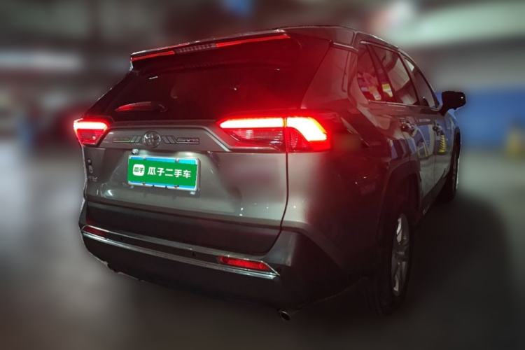 Used Toyota RAV4 2022 2.0L CVT Two-Wheel Drive Urban Edition Rear Right 45 Deg