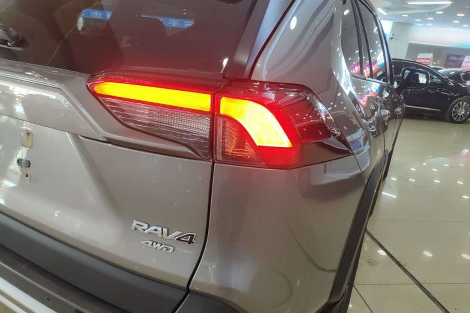 Used Toyota RAV4 2022 2.0L CVT 4x4 Style Plus Edition Right Rear Taillight