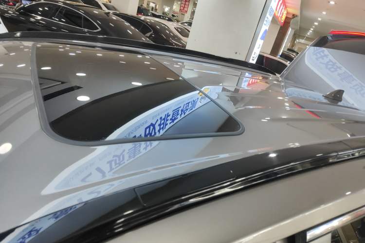 Used Toyota RAV4 2022 2.0L CVT 4x4 Style Plus Edition Roof