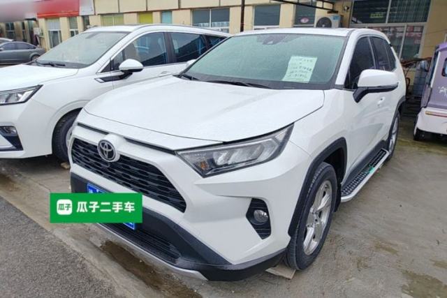 Used Toyota RAV4 2022 2.0L CVT Two-Wheel Drive Fashion Edition