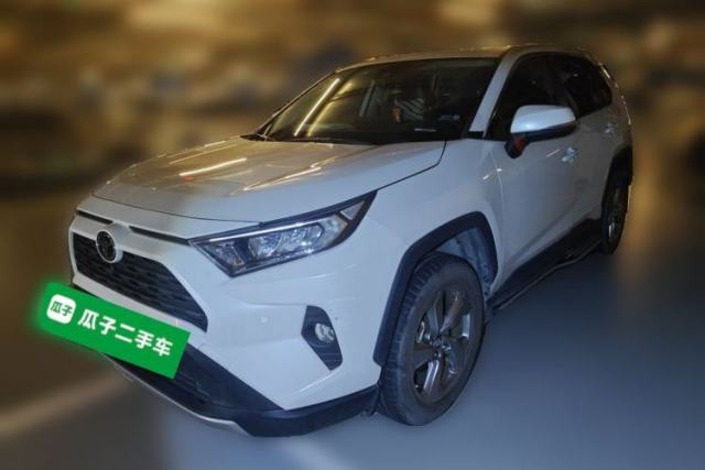 Used Toyota RAV4 2022 2.0L CVT Two-Wheel Drive Fashion Edition