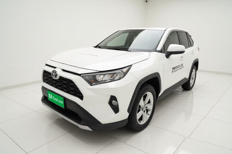 Used Toyota RAV4 2022 2.0L CVT Two-Wheel Drive Fashion Edition Guazi used car, China used car export, Used car for sale, Used cars, Cheapest cars for sale