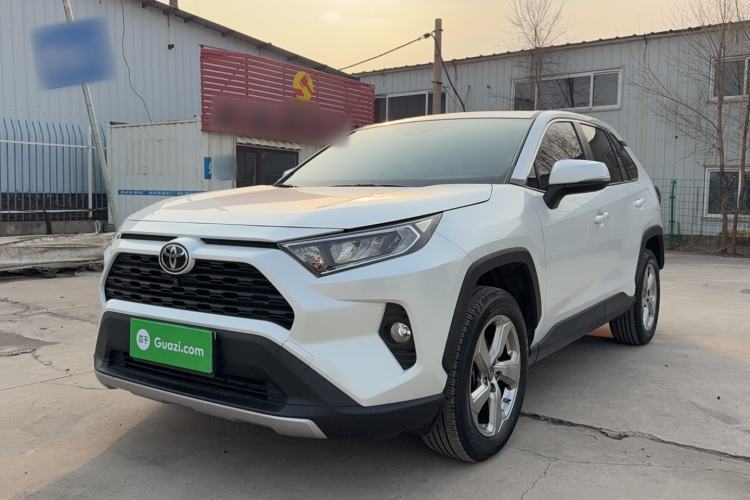 Used Toyota RAV4 2022 2.0L CVT Two-Wheel Drive Fashion Edition