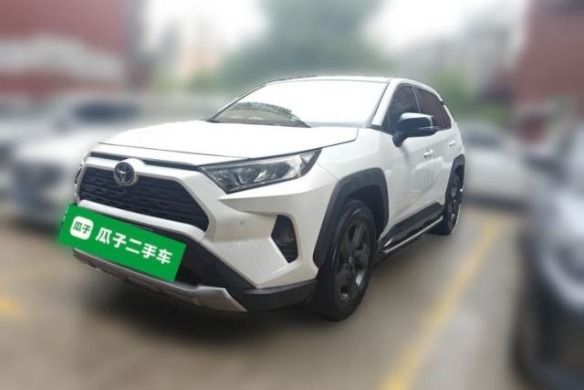 Used Toyota RAV4 2022 2.0L CVT 4x4 Style Plus Edition