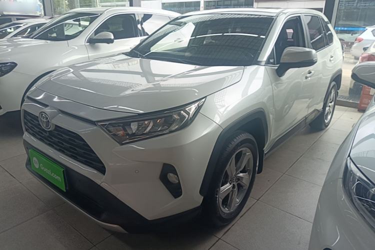 Toyota RAV4 2022 2.0L CVT Two-Wheel Drive Fashion Plus Edition usata Guazi used car, China used car export, Used car for sale, Used  cars, Cheapest cars for sale