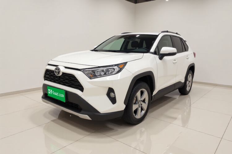 Used Toyota RAV4 2022 2.0L CVT Two-Wheel Drive Fashion Plus Edition Guazi used car, China used car export, Used car for sale, Used  cars, Cheapest cars for sale