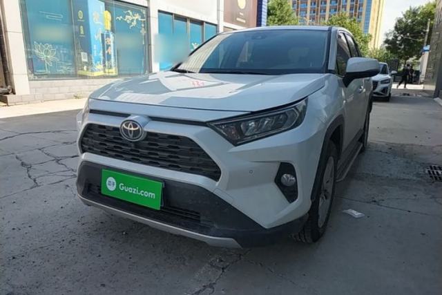 Used Toyota RAV4 2022 2.0L CVT Two-Wheel Drive Fashion Plus Edition