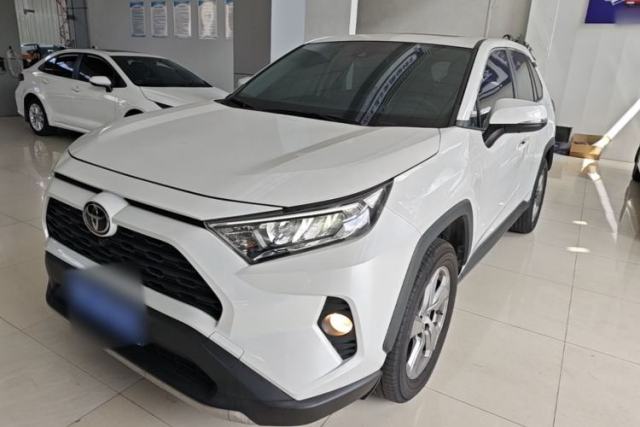 Used Toyota RAV4 2022 2.0L CVT Two-Wheel Drive Fashion Edition