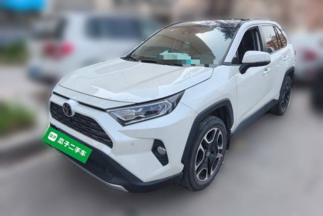 Used Toyota RAV4 2022 2.0L CVT Two-Wheel Drive Prestige Edition