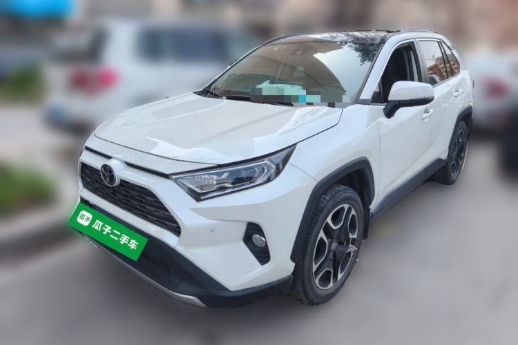 Used Toyota RAV4 2022 2.0L CVT Two-Wheel Drive Prestige Edition Guazi used car, China used car export, Used car for sale, Used Toyota cars, Cheapest cars for sale