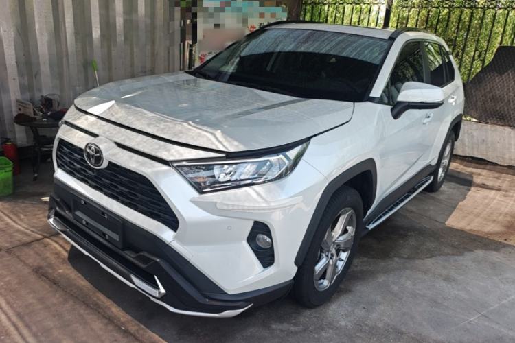 Used Toyota RAV4 2022 2.0L CVT Two-Wheel Drive Fashion Edition Guazi used car, China used car export, Used car for sale, Used cars, Cheapest cars for sale