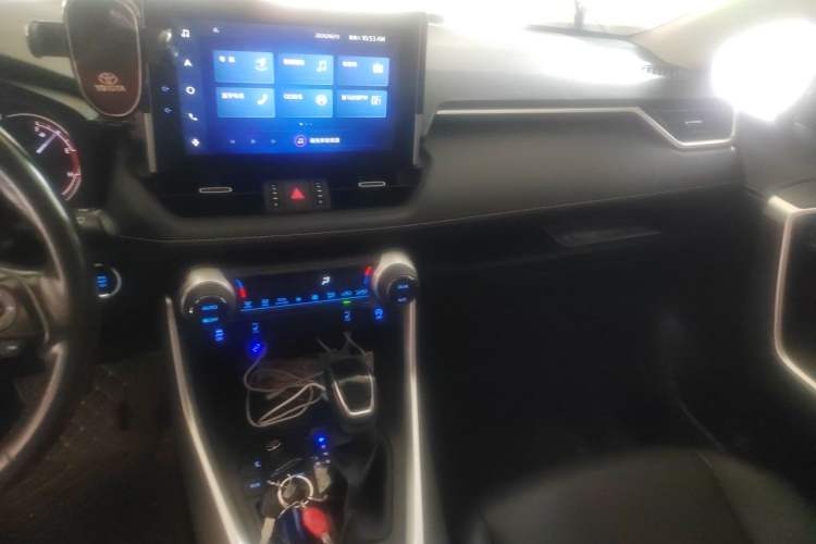 Used Toyota RAV4 2022 2.0L CVT Two-Wheel Drive Fashion Plus Edition Audio And AC Panel